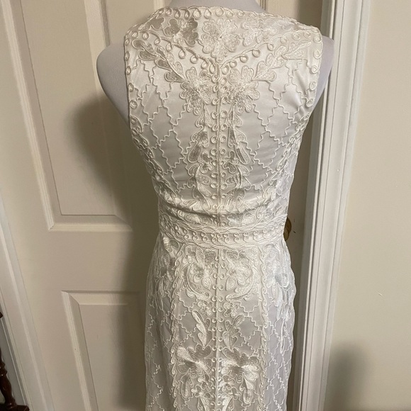 Beautiful white Sue Wong dress - Picture 6 of 13